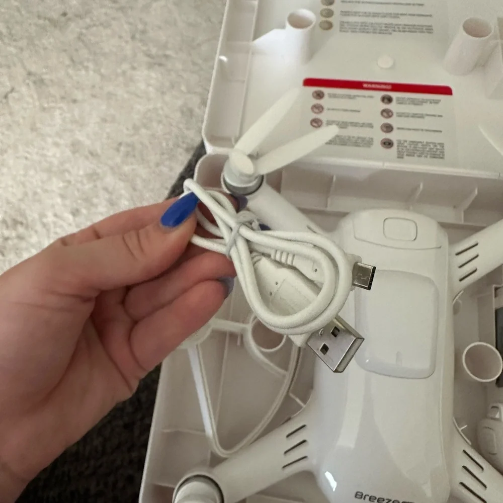 YUNEEC BREEZE 4K DRONE